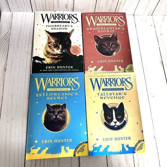 Lot of 4 Erin Hunter Warriors Super Edition Books - Picture 1 of 3